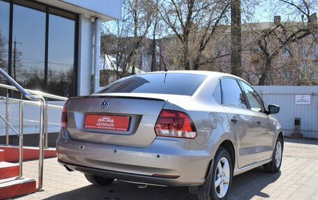 Volkswagen Polo VI (EU Market), 2015 год, 899 000 рублей, 3 фотография