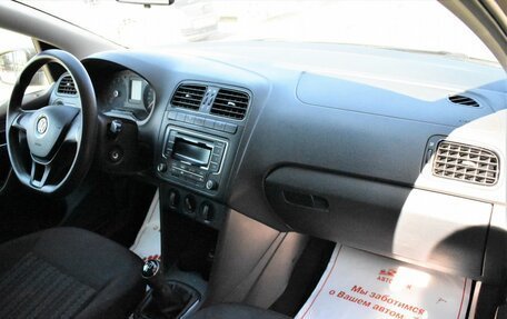 Volkswagen Polo VI (EU Market), 2015 год, 899 000 рублей, 15 фотография