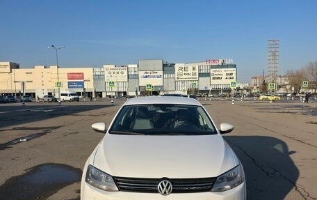 Volkswagen Jetta VI, 2012 год, 780 000 рублей, 2 фотография