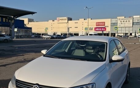 Volkswagen Jetta VI, 2012 год, 780 000 рублей, 3 фотография