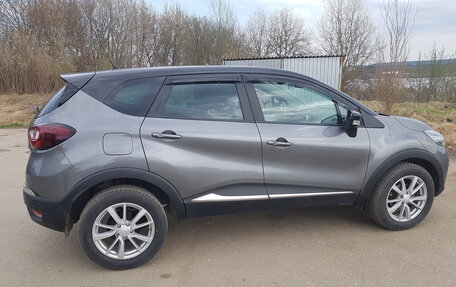 Renault Kaptur I рестайлинг, 2018 год, 1 380 000 рублей, 7 фотография