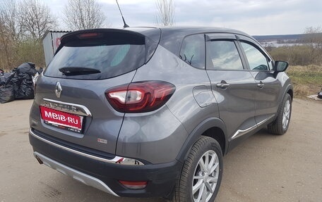 Renault Kaptur I рестайлинг, 2018 год, 1 380 000 рублей, 4 фотография