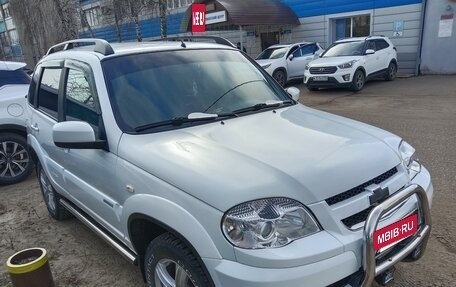 Chevrolet Niva I рестайлинг, 2014 год, 800 000 рублей, 2 фотография