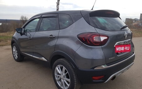 Renault Kaptur I рестайлинг, 2018 год, 1 380 000 рублей, 3 фотография