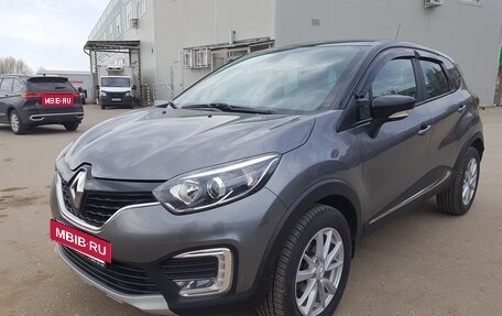 Renault Kaptur I рестайлинг, 2018 год, 1 380 000 рублей, 2 фотография