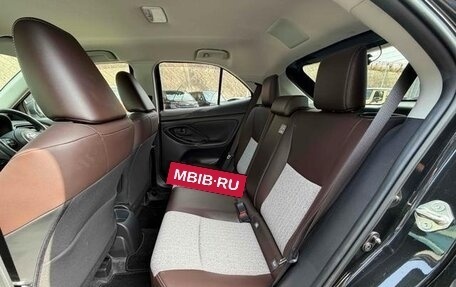 Toyota Yaris Cross, 2022 год, 1 620 000 рублей, 10 фотография