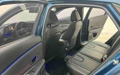 Hyundai Elantra, 2022 год, 1 700 000 рублей, 6 фотография