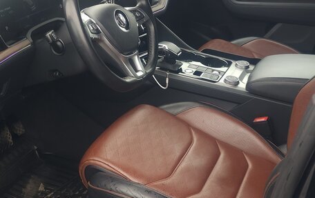 Volkswagen Touareg III, 2019 год, 4 950 000 рублей, 8 фотография