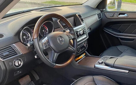 Mercedes-Benz GL-Класс, 2013 год, 2 699 999 рублей, 4 фотография