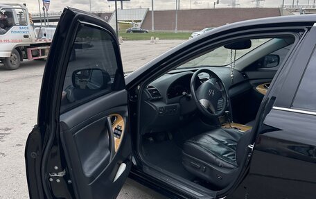 Toyota Camry, 2006 год, 1 320 000 рублей, 6 фотография