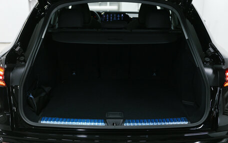 Audi Q5, 2025 год, 7 950 000 рублей, 40 фотография