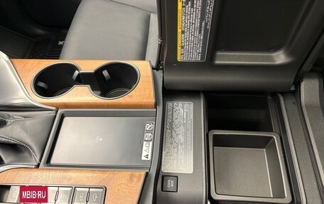 Lexus LX, 2022 год, 13 690 000 рублей, 12 фотография