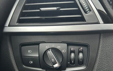 BMW 3 серия, 2018 год, 2 060 000 рублей, 10 фотография