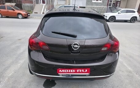 Opel Astra J, 2013 год, 900 000 рублей, 9 фотография