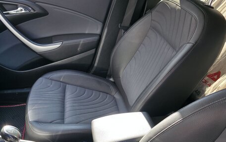 Opel Astra J, 2013 год, 900 000 рублей, 25 фотография