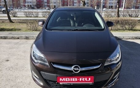 Opel Astra J, 2013 год, 900 000 рублей, 31 фотография