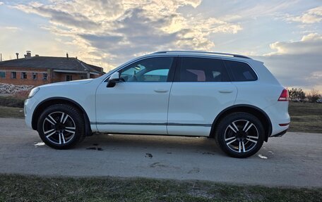 Volkswagen Touareg III, 2011 год, 1 890 000 рублей, 8 фотография