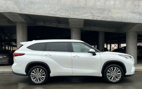 Toyota Highlander, 2026 год, 5 150 000 рублей, 4 фотография