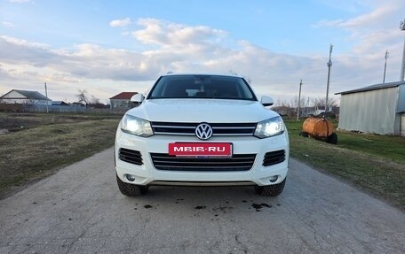 Volkswagen Touareg III, 2011 год, 1 890 000 рублей, 3 фотография