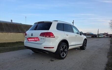 Volkswagen Touareg III, 2011 год, 1 890 000 рублей, 5 фотография