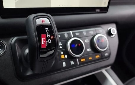 Land Rover Defender II, 2025 год, 11 413 000 рублей, 10 фотография