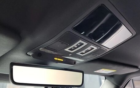 Land Rover Defender II, 2025 год, 11 413 000 рублей, 16 фотография