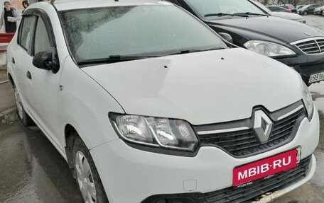 Renault Logan II, 2017 год, 850 000 рублей, 1 фотография
