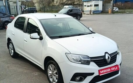 Renault Logan II, 2019 год, 850 000 рублей, 1 фотография