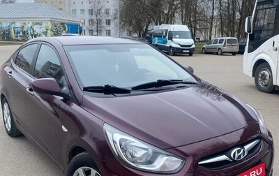 Hyundai Solaris II рестайлинг, 2013 год, 850 000 рублей, 1 фотография