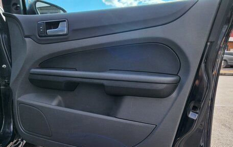 Ford Focus II рестайлинг, 2005 год, 390 000 рублей, 10 фотография