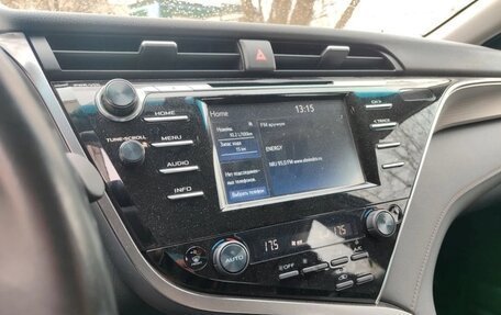 Toyota Camry, 2020 год, 2 200 000 рублей, 17 фотография