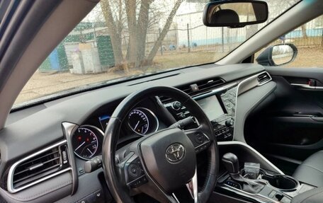 Toyota Camry, 2020 год, 2 200 000 рублей, 22 фотография