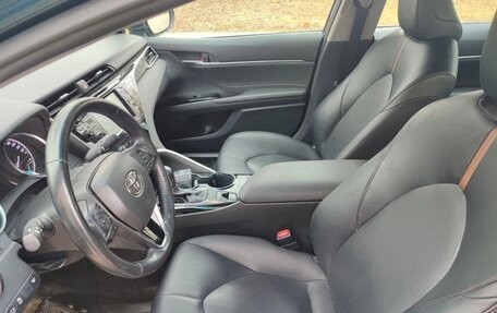 Toyota Camry, 2020 год, 2 200 000 рублей, 19 фотография