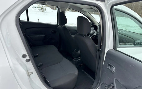 Renault Logan II, 2019 год, 720 000 рублей, 12 фотография