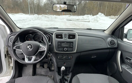 Renault Logan II, 2019 год, 720 000 рублей, 26 фотография