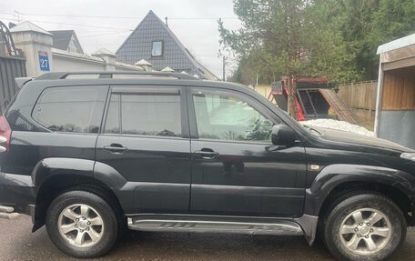 Toyota Land Cruiser Prado 120 рестайлинг, 2006 год, 2 000 000 рублей, 3 фотография