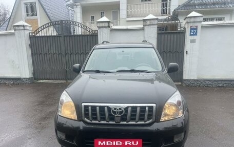 Toyota Land Cruiser Prado 120 рестайлинг, 2006 год, 2 000 000 рублей, 2 фотография