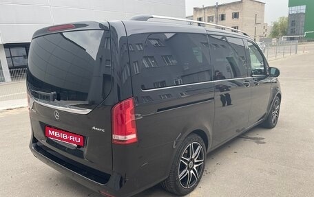 Mercedes-Benz V-Класс, 2016 год, 5 500 000 рублей, 3 фотография