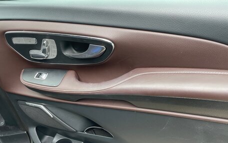 Mercedes-Benz V-Класс, 2016 год, 5 500 000 рублей, 6 фотография