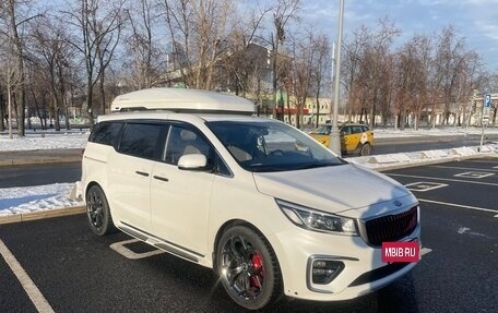 KIA Carnival III, 2020 год, 3 450 000 рублей, 2 фотография