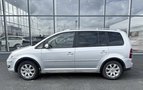 Volkswagen Touran III, 2007 год, 600 000 рублей, 6 фотография