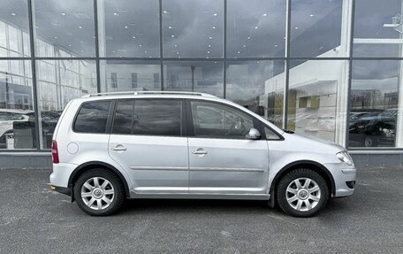 Volkswagen Touran III, 2007 год, 600 000 рублей, 7 фотография