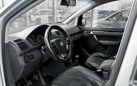 Volkswagen Touran III, 2007 год, 600 000 рублей, 10 фотография