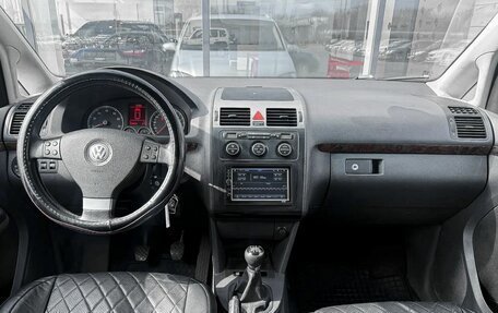 Volkswagen Touran III, 2007 год, 600 000 рублей, 12 фотография