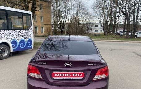 Hyundai Solaris II рестайлинг, 2013 год, 850 000 рублей, 4 фотография