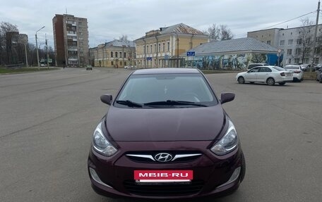 Hyundai Solaris II рестайлинг, 2013 год, 850 000 рублей, 7 фотография