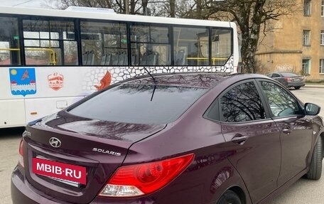 Hyundai Solaris II рестайлинг, 2013 год, 850 000 рублей, 5 фотография