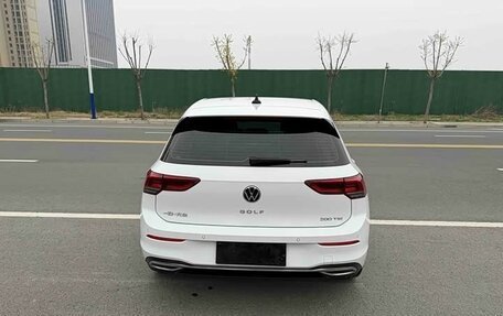 Volkswagen Golf VIII, 2023 год, 1 800 000 рублей, 6 фотография