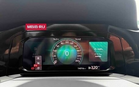 Volkswagen Golf VIII, 2023 год, 1 800 000 рублей, 7 фотография