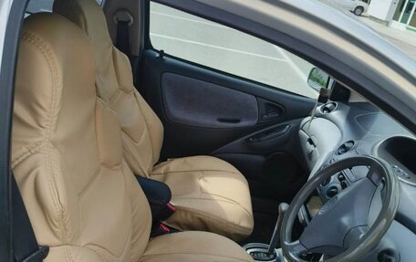 Toyota Vitz, 2000 год, 245 000 рублей, 3 фотография